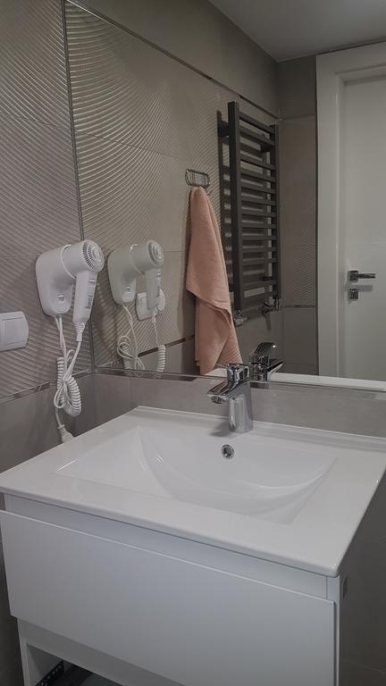 Apartament Magnolia Przy Morzu 米兹多洛杰 外观 照片