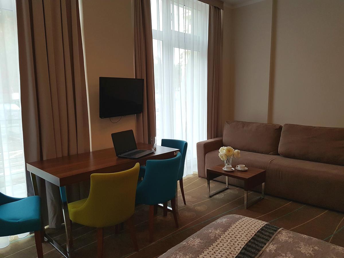 Apartament Magnolia Przy Morzu 米兹多洛杰 外观 照片